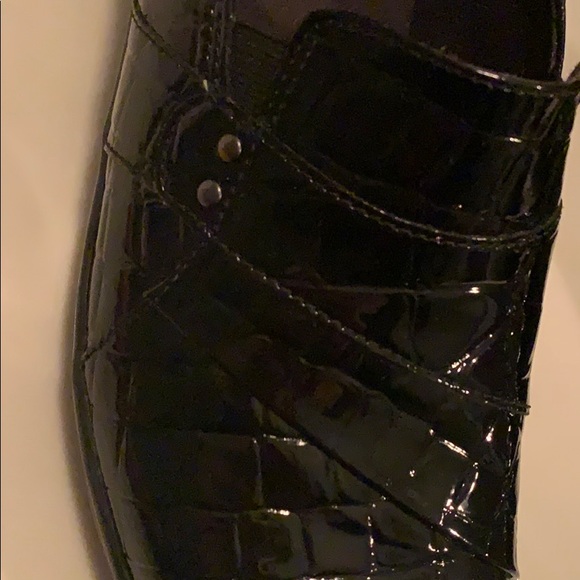 Clark’s shoes - Picture 4 of 6